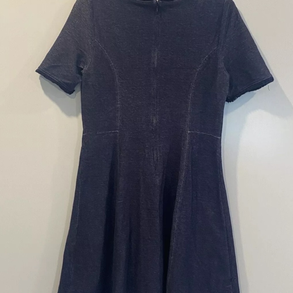 Banana Republic Blue Soft Knit Denim Fit Flare Dress Womens Size 12 (672) - Picture 2 of 6
